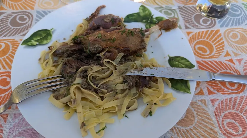 Confit de Canard Aux Tagliatelles